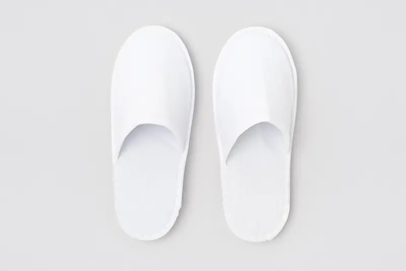 NITRA · closed toe · white · 28.5 cm